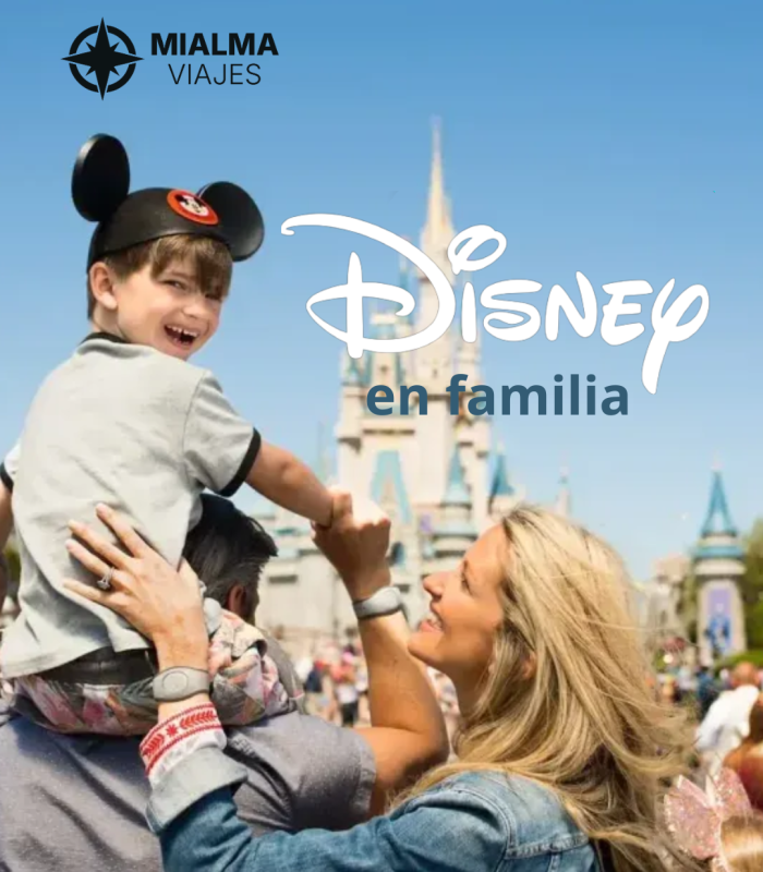 Fotografía de familia en Disney World. Texto en el centro "Diseny en familia". Logo de Mialma Viajes en la esquina superior izquierda.